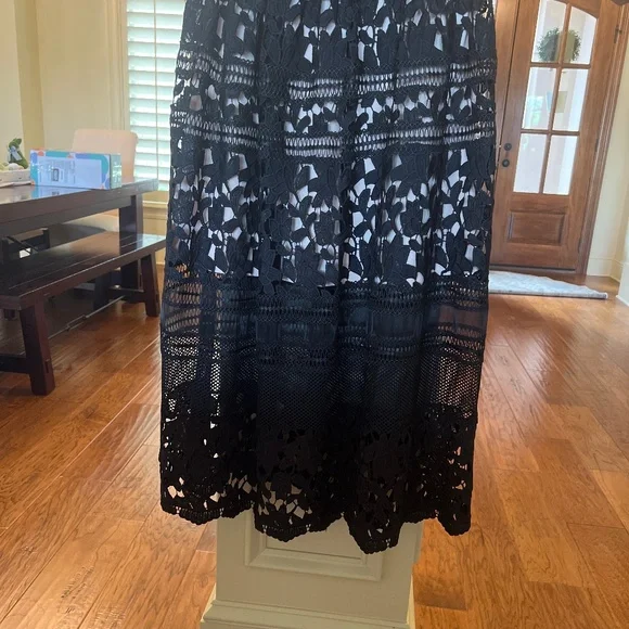 Dress - Picture 3 of 5